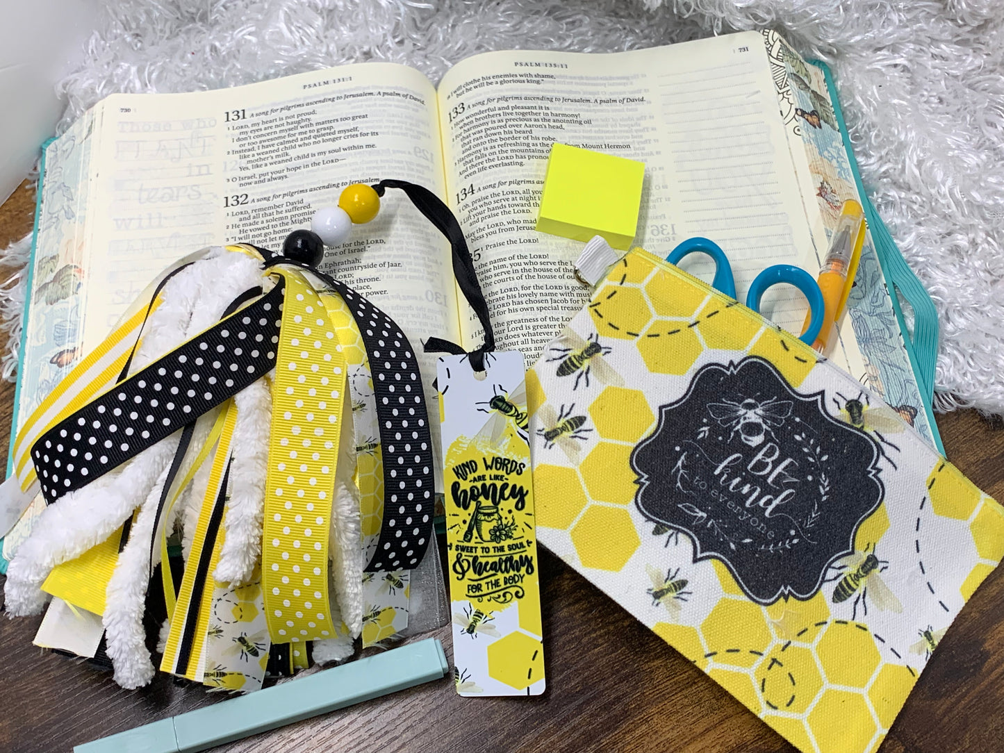 Peachy Magnolia Bookmarks - Honey