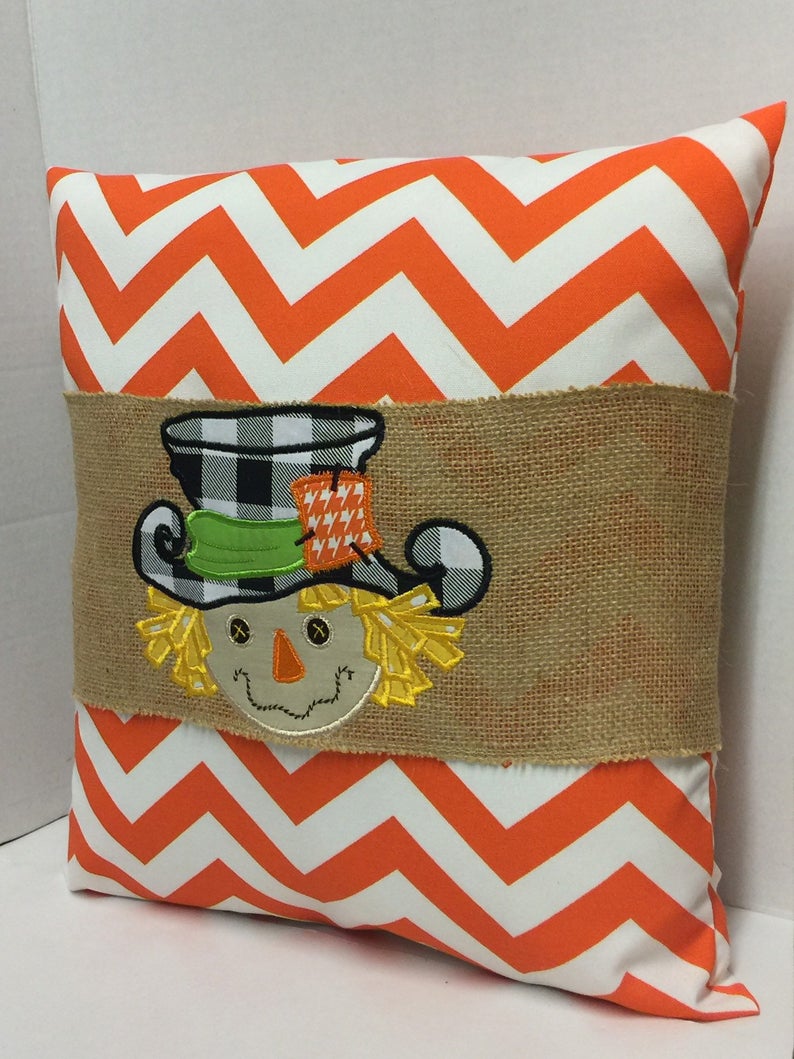 Screech the Scarecrow Pillow Wraps 138