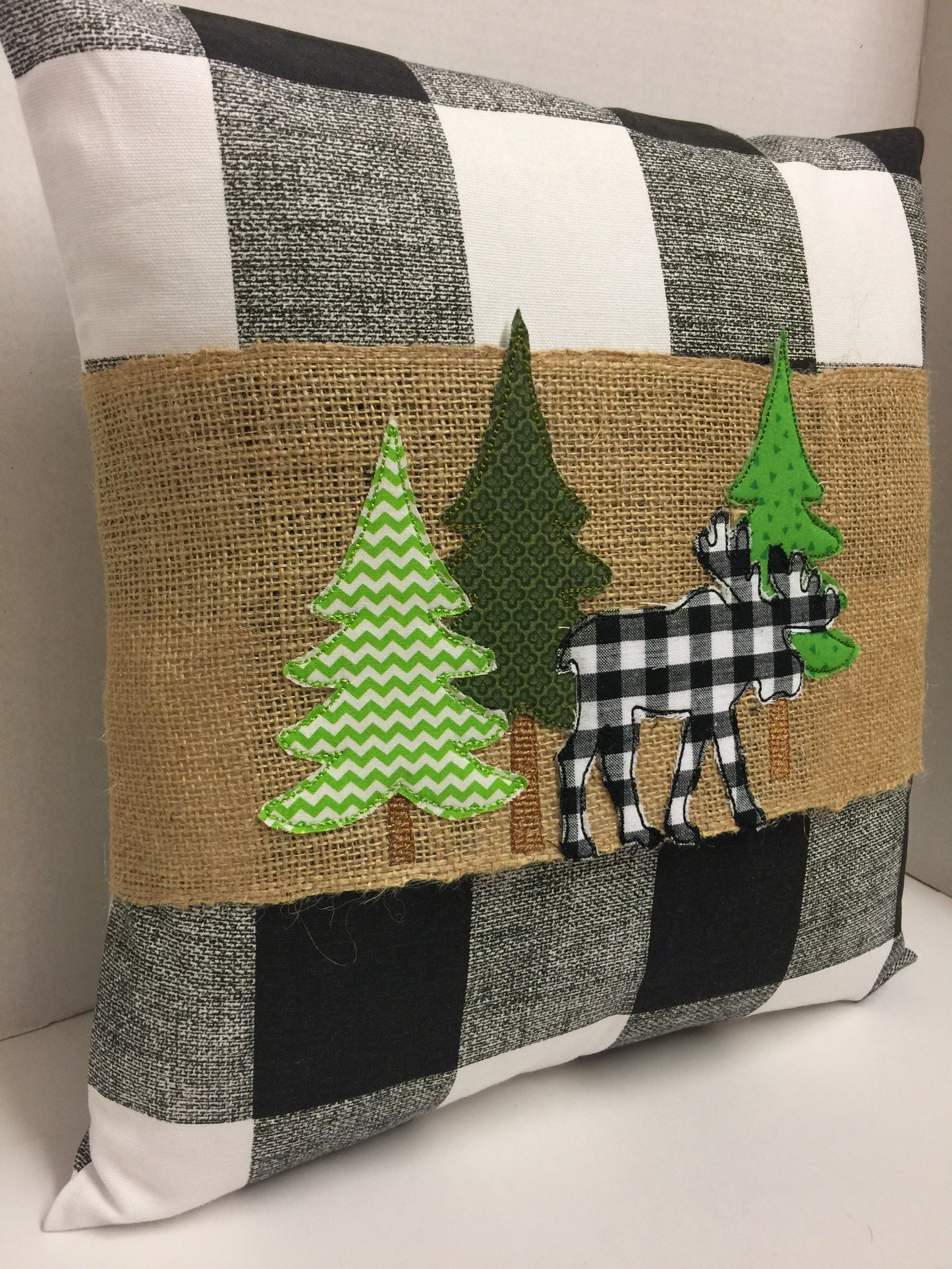 A Moose’s Stroll Pillow Wraps 154
