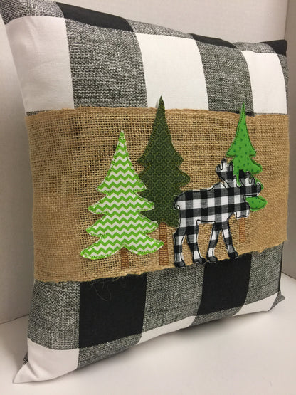 A Moose’s Stroll Pillow Wraps 154