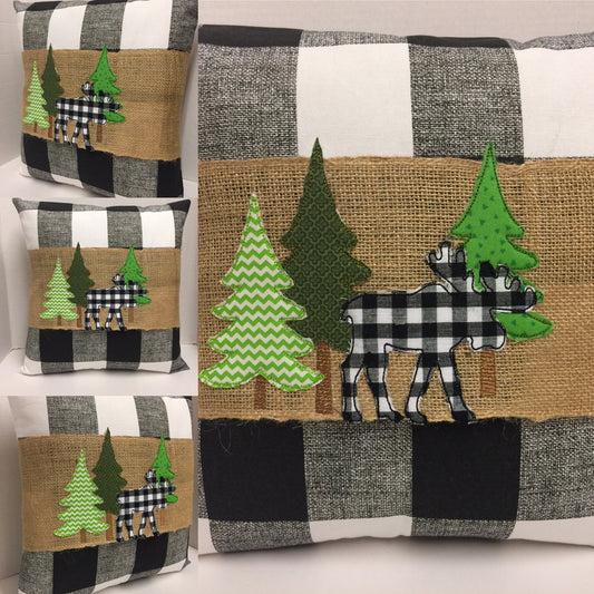 A Moose’s Stroll Pillow Wraps 154